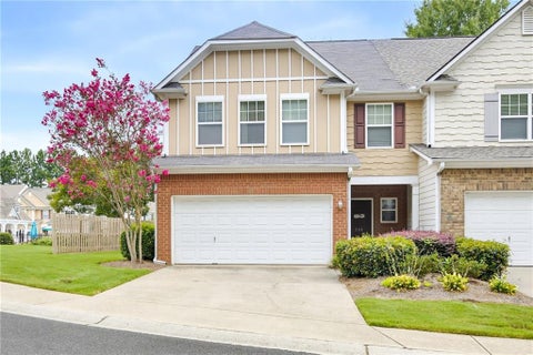 Townhouse For Sale - 511 Hillside Trail<br/> Woodstock, GA 30188