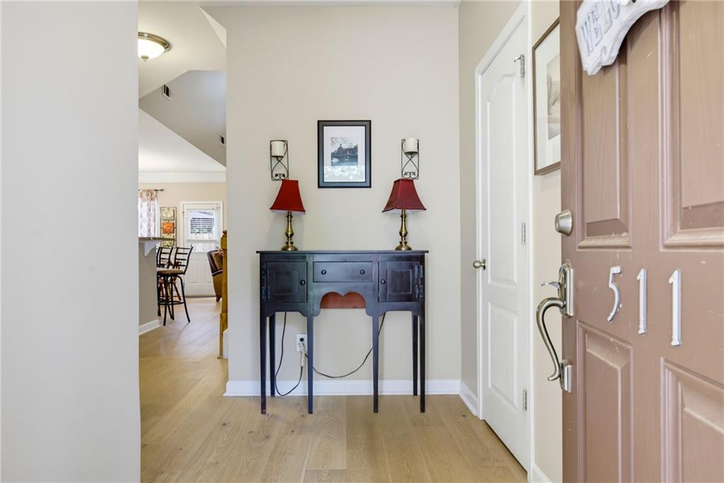 511 Hillside Trail