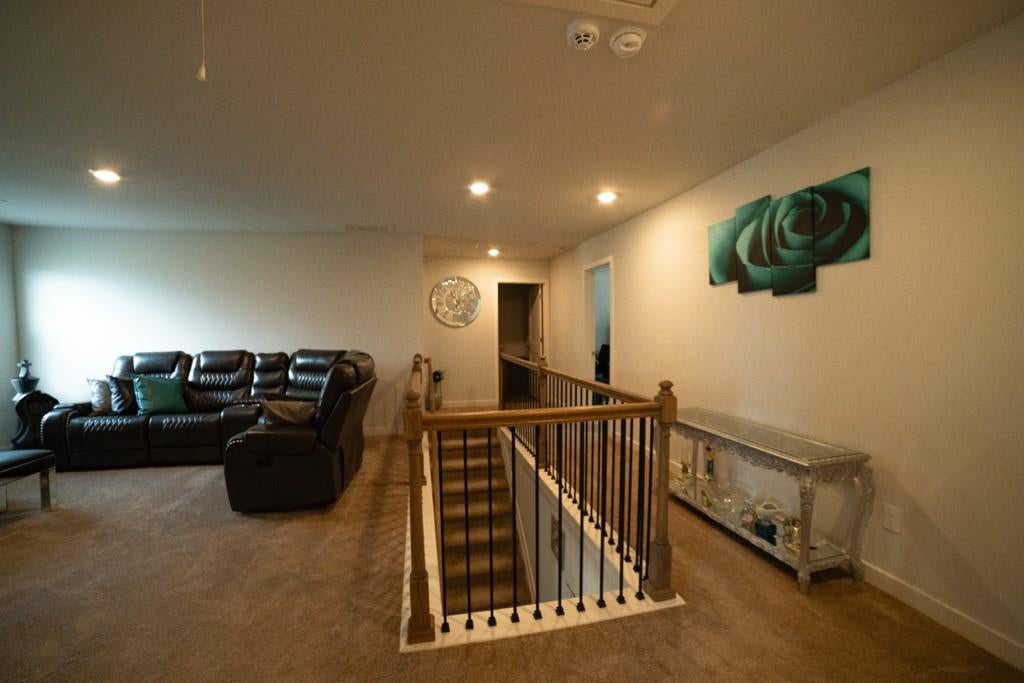 1193 Bluecoat Circle