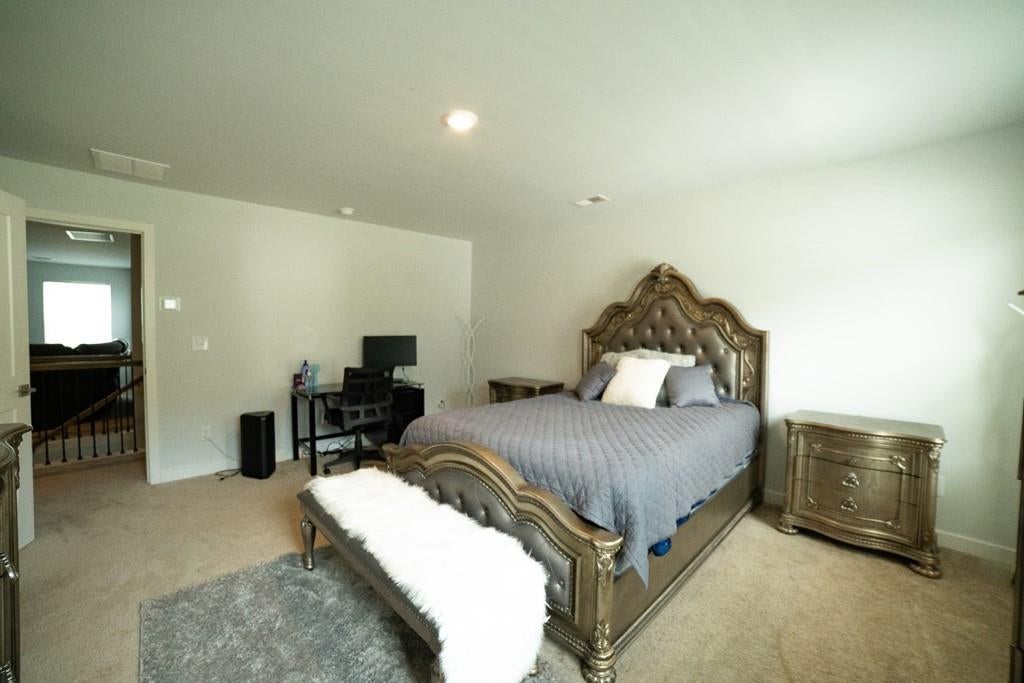 1193 Bluecoat Circle