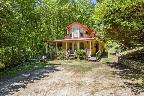 Single Family Residence in Cleveland GA 46 Wilderness Circle.jpg