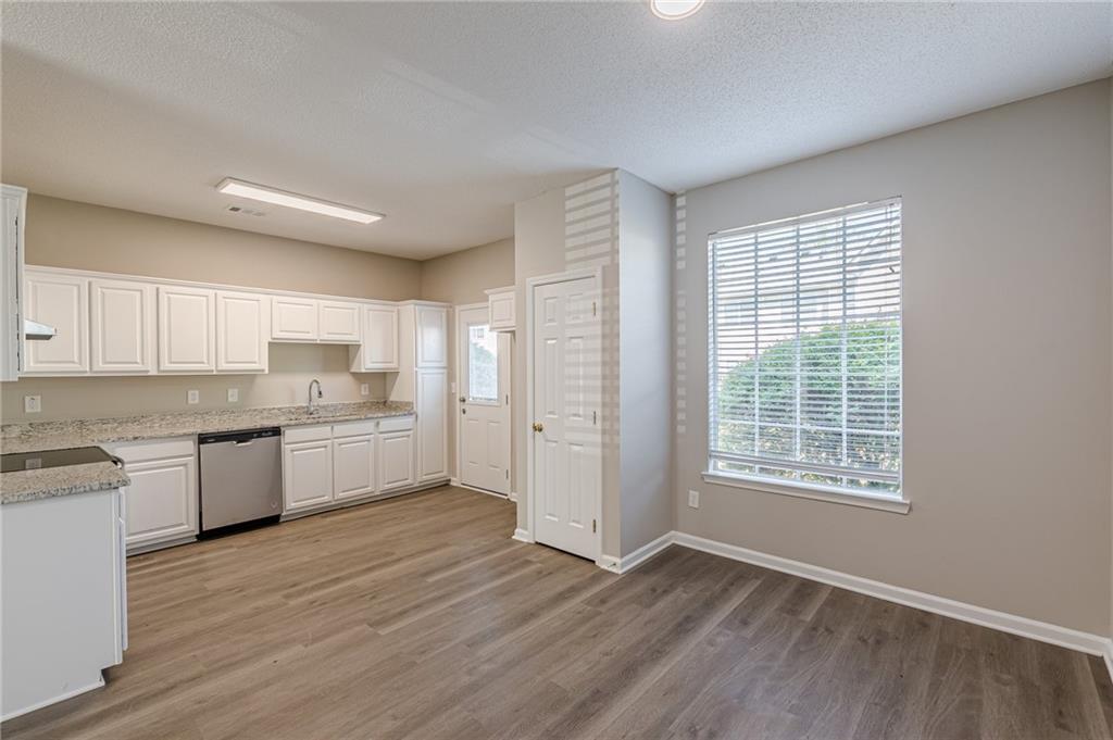 2454 Brianna Drive, Hampton, Georgia image 12