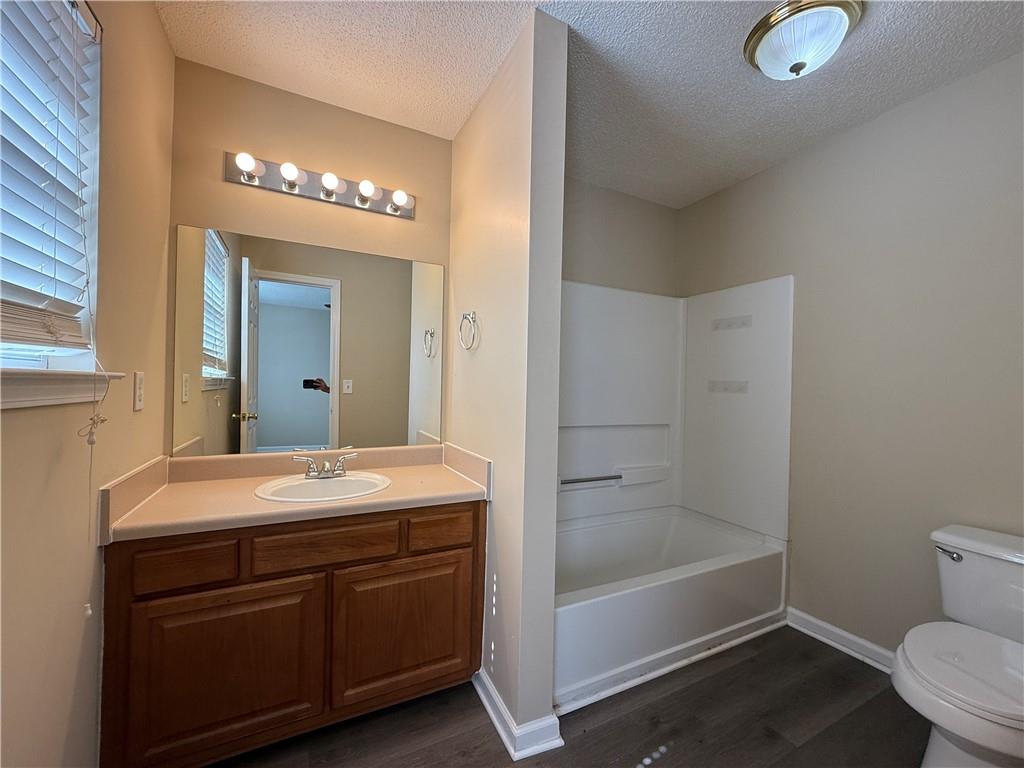 2454 Brianna Drive, Hampton, Georgia image 12