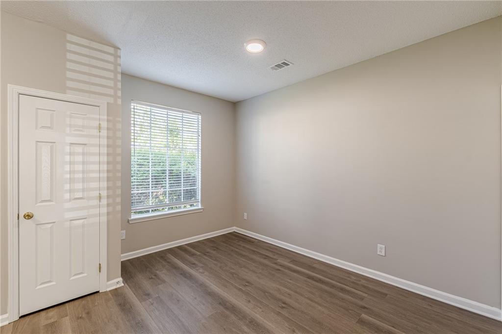 2454 Brianna Drive, Hampton, Georgia image 11