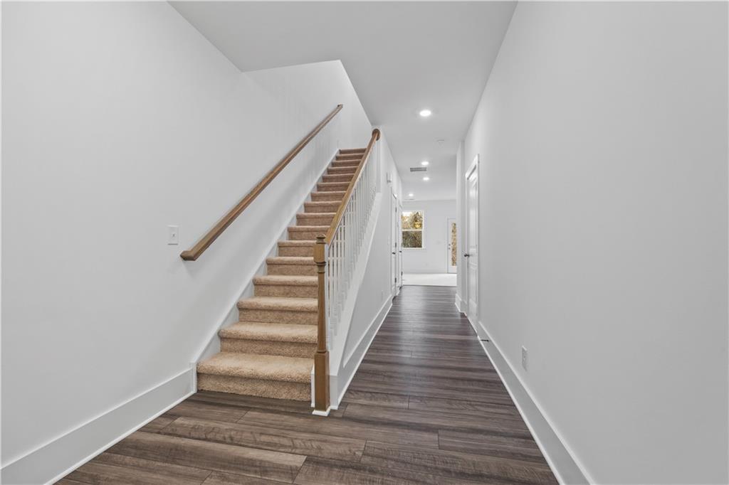 1520 Parks Edge Lane NW