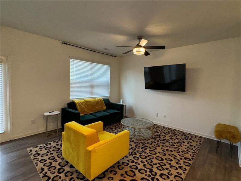 3366 Tarian Way