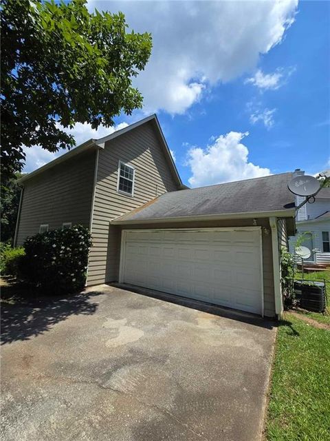 A home in Lithonia