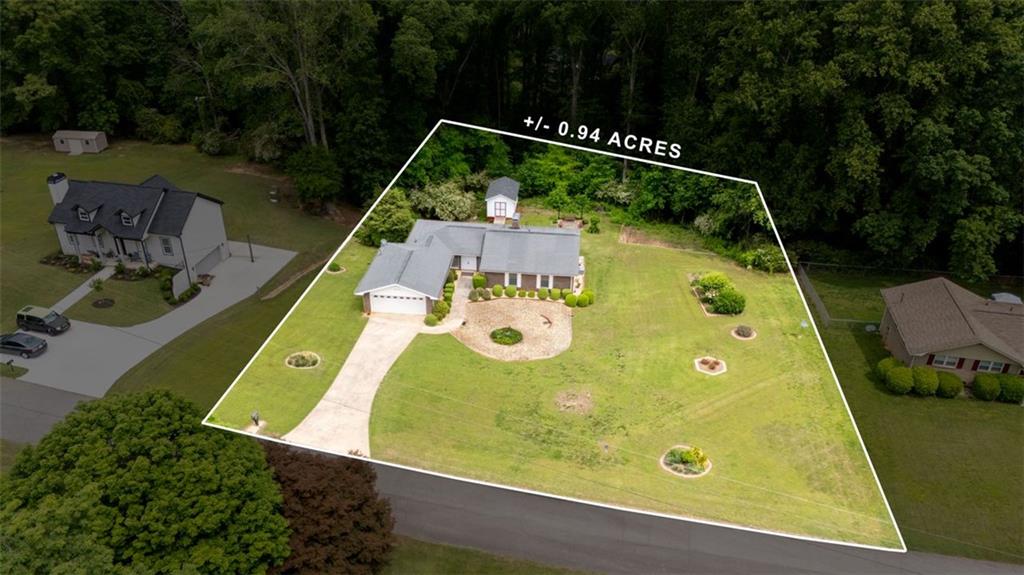 4216 Walnut Circle, Flowery Branch, Georgia image 46