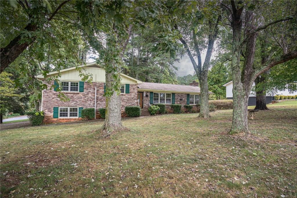 3516 Nowlin Road