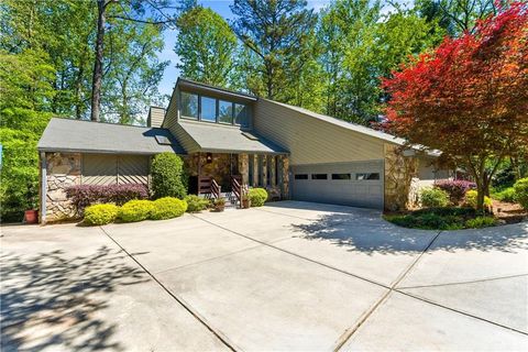 Photo of 4221 Burns Heritage Trail NE, Roswell, GA 30075 (MLS # 7751077)