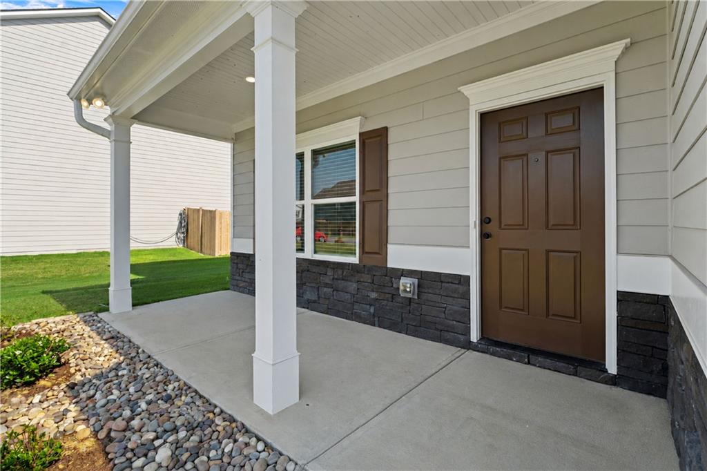 27 Whistling Oaks Drive NE