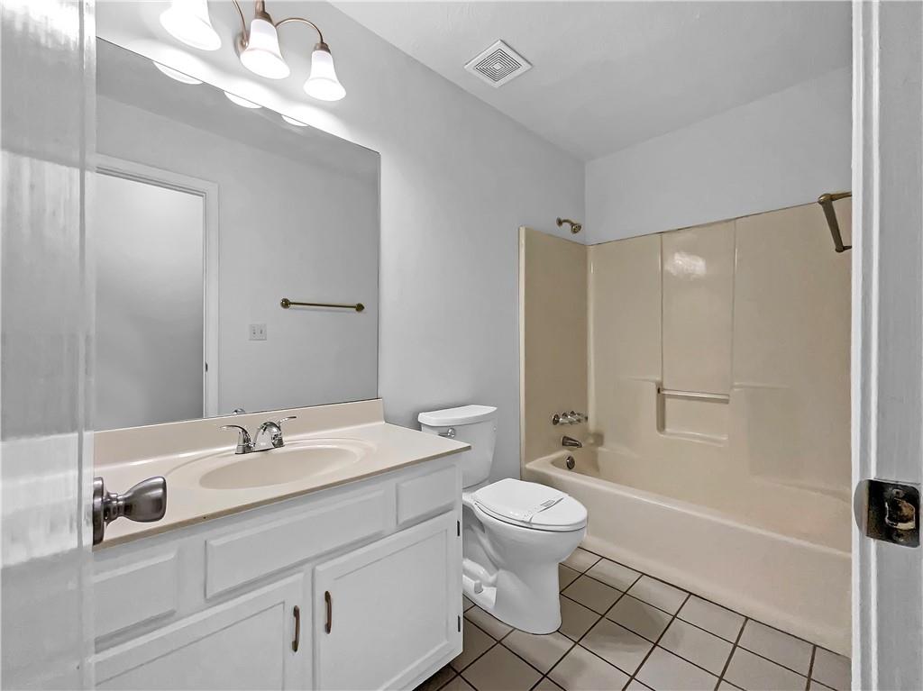 5080 Brownwood Drive, Powder Springs, Georgia image 14