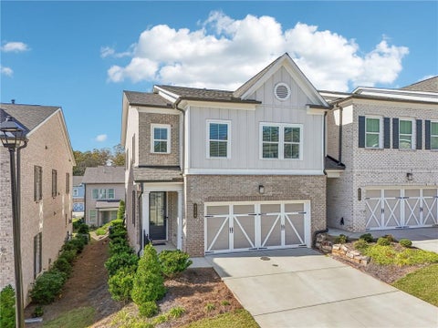 Townhouse For Sale - 6130 Sweet Bay Lane<br/> Alpharetta, GA 30004