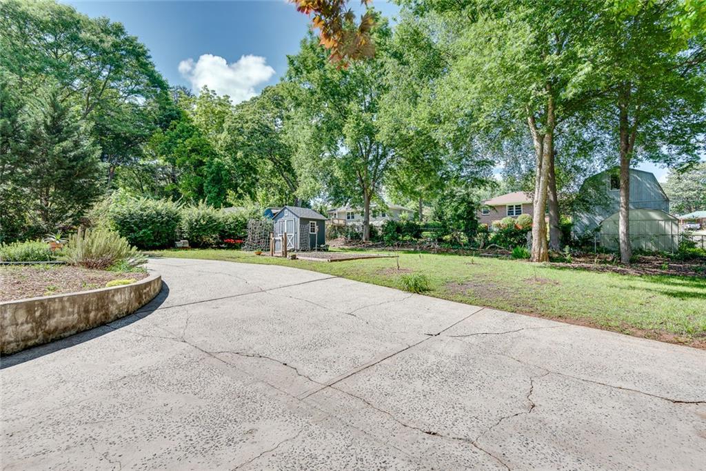243 Woodview Lane, Smyrna, Georgia image 47