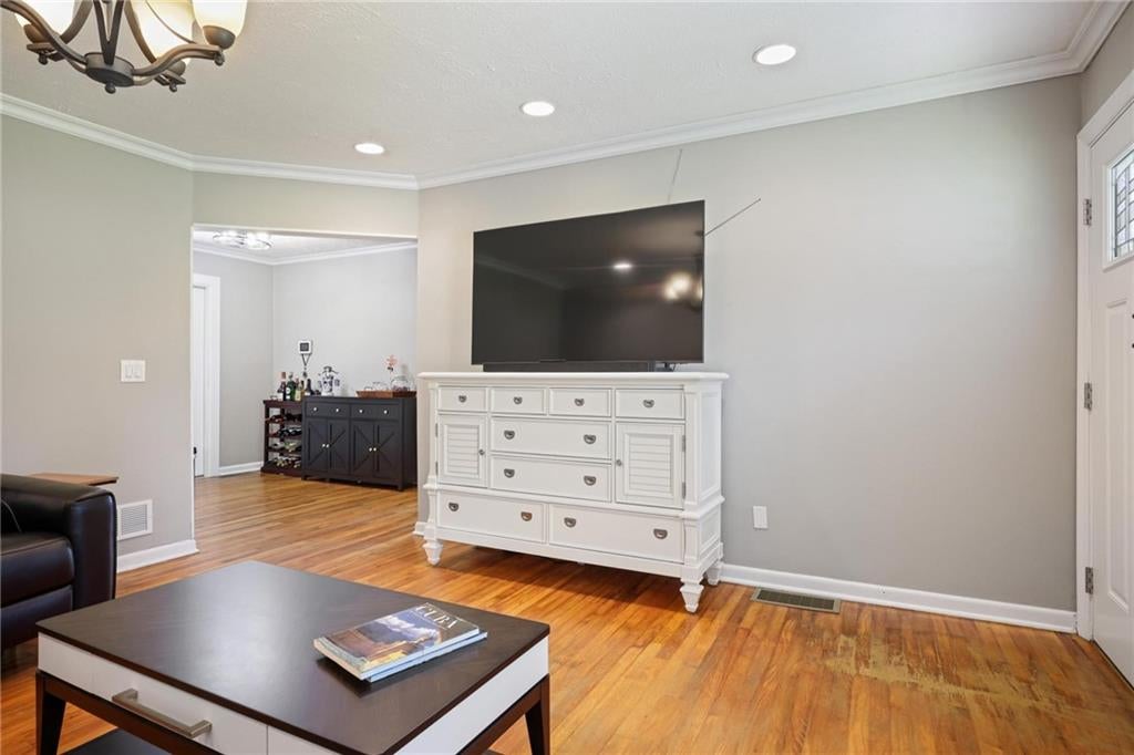 3244 Spring Drive