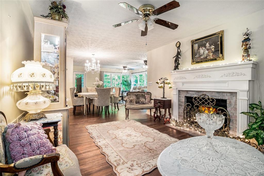 375 Buckwood Trail