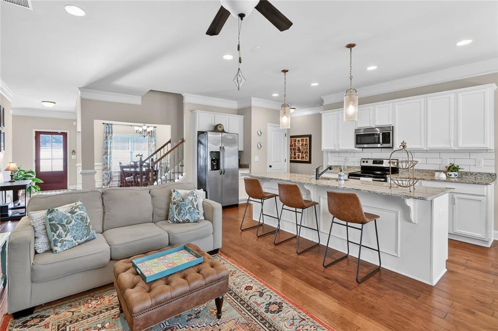 4363 Highland Gate Parkway