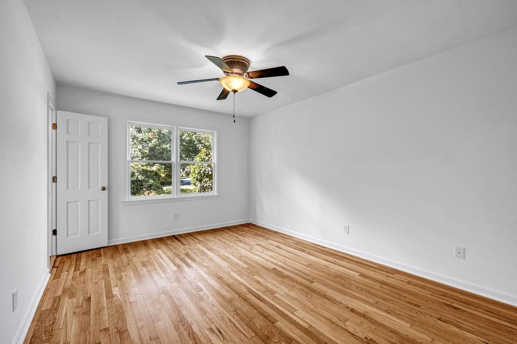 EMPIRE SQUARE - Residential