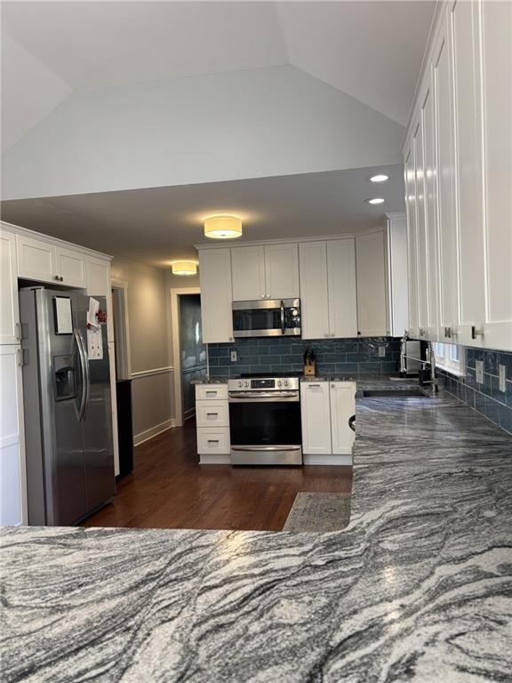 3276 Whitfield Drive