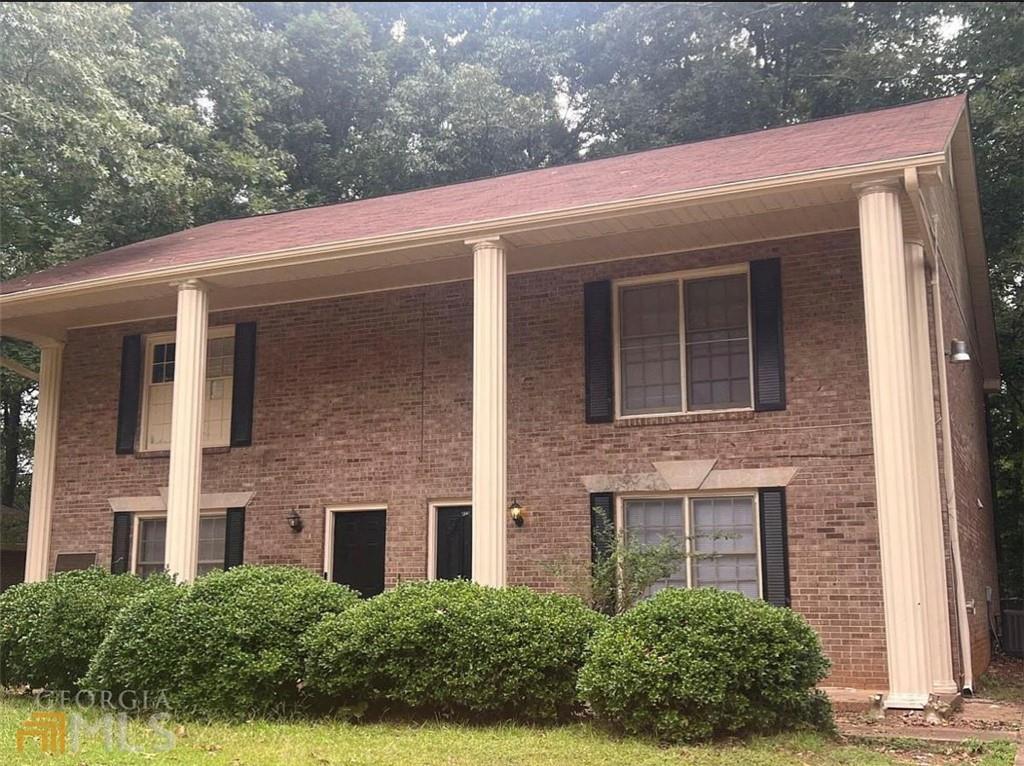 **Turnkey Duplex in Prime Location – Ideal for Investors!**
Elevate your real estate portfolio with this stately, income-producing duplex, perfectly situated near major interstates, schools, and shopping. Each expansive, multi-level townhome boasts **3 bedrooms, 1.5 bathrooms**, private off-street parking, and separate driveways—offering privacy and convenience to each tenant.
Unit 2591 has been **renovated from top to bottom**, featuring fresh interior paint, brand-new flooring on the main level, new carpeting upstairs, stylish new vanities, a new refrigerator, and an eye-catching kitchen upgrade with crisp white quartz countertops and sleek backsplash—ready for immediate lease.
The second unit is **tenant-occupied**, providing immediate cash flow. Both homes are well maintained with **newer HVAC systems and water heaters**, ensuring long-term peace of mind. Each unit also includes its own **dedicated storage space**.
With strong rental potential, this opportunity won’t last—schedule your showing today before it’s gone!