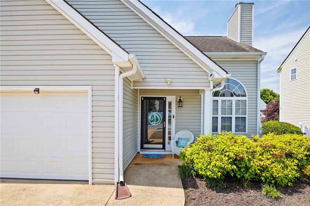 108 Greystone Way