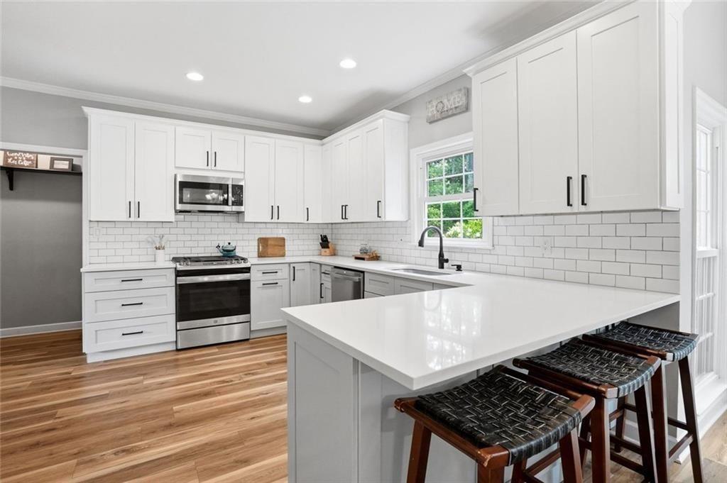 1140 Pebble Bend Drive