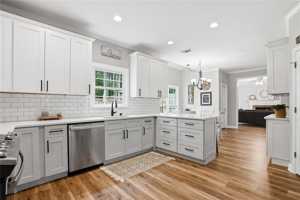 1140 Pebble Bend Drive