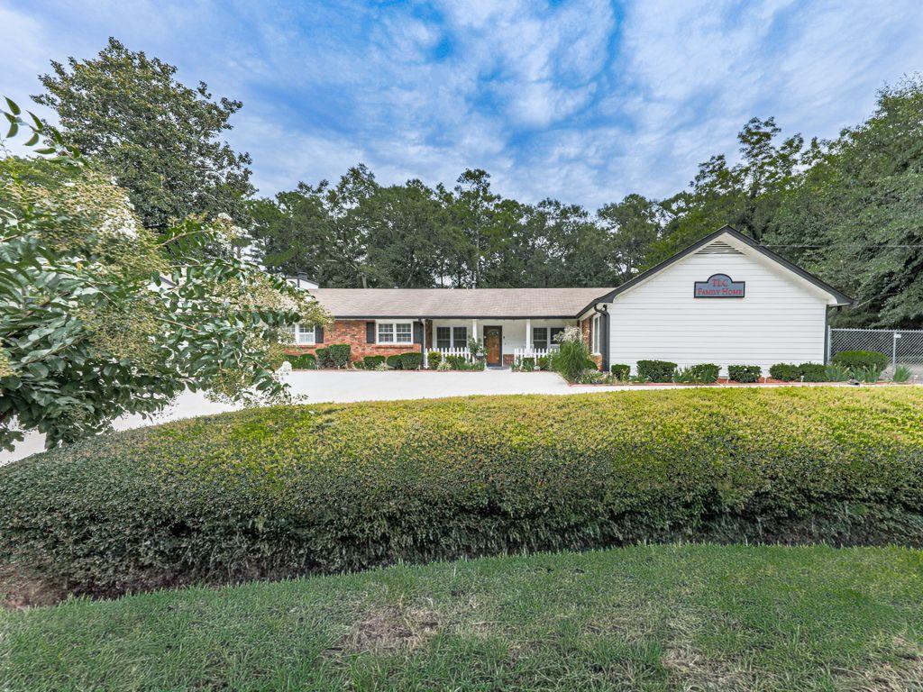 3605 Shallowford Road