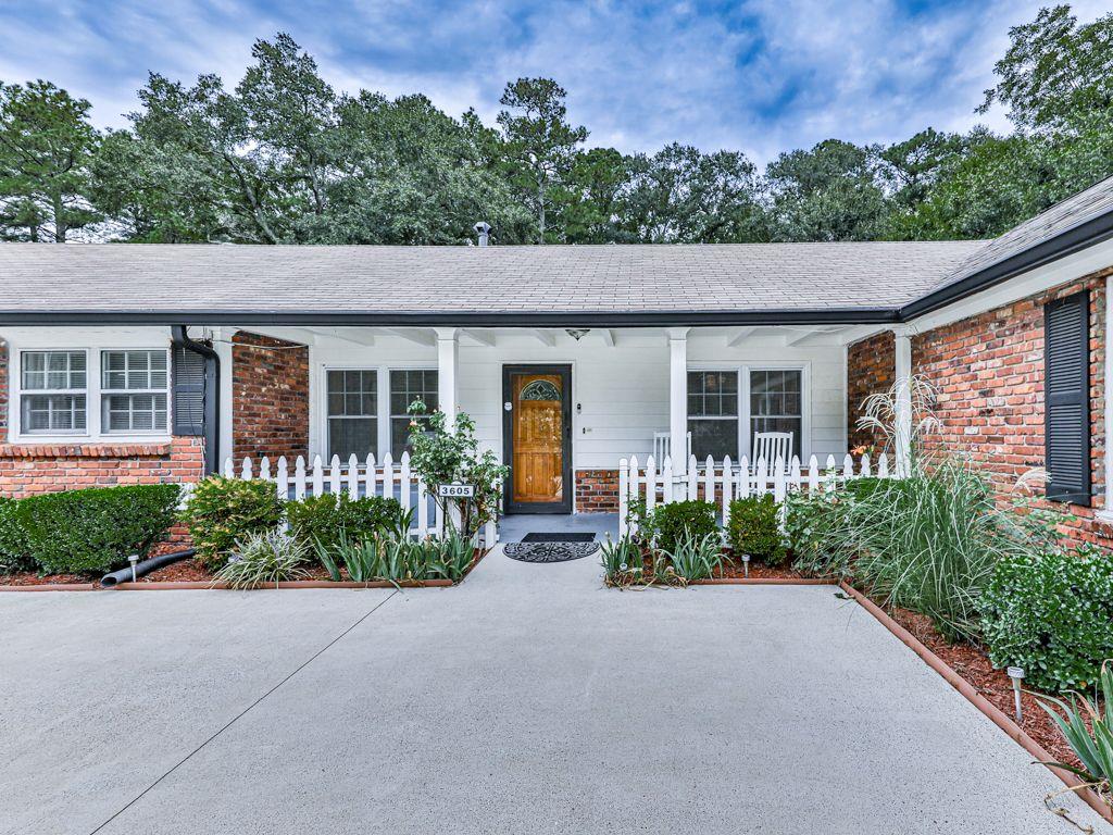 3605 Shallowford Road