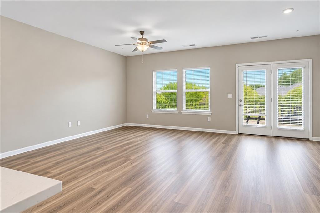 1402 Vayda Court