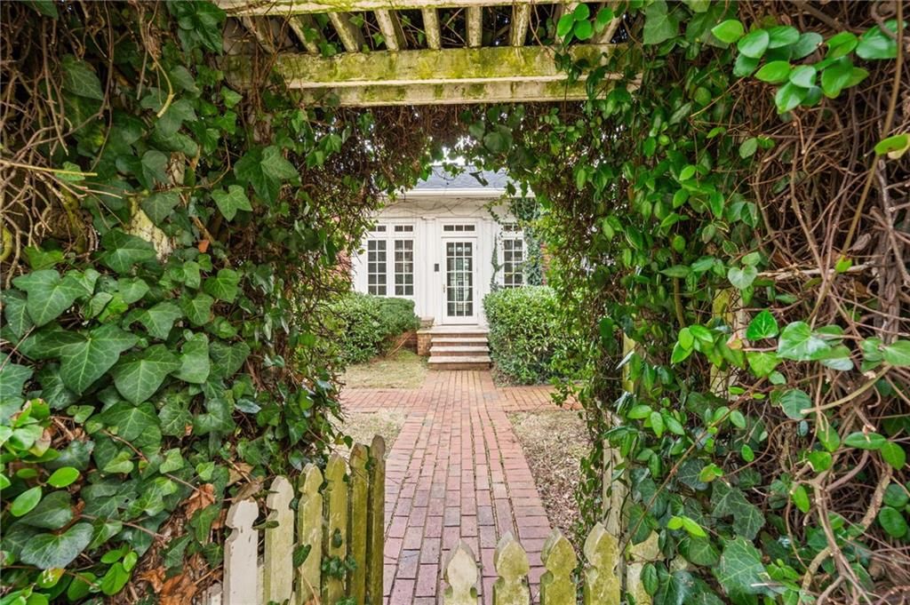listing image 106
