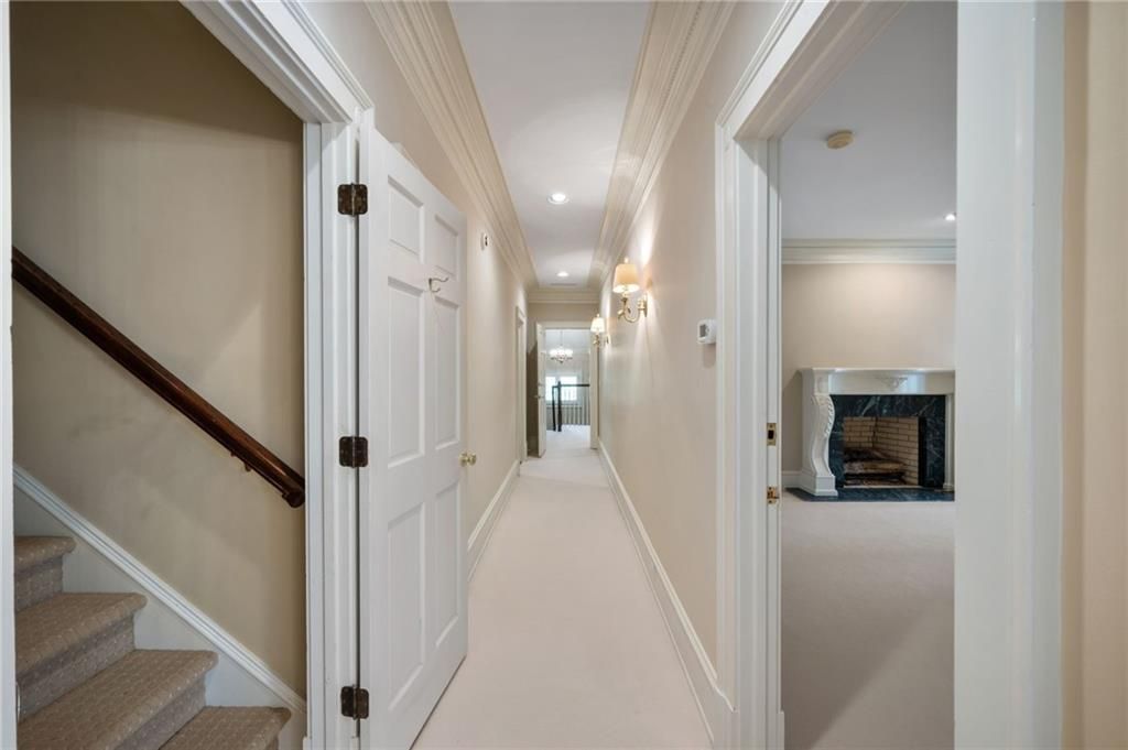 listing image 170
