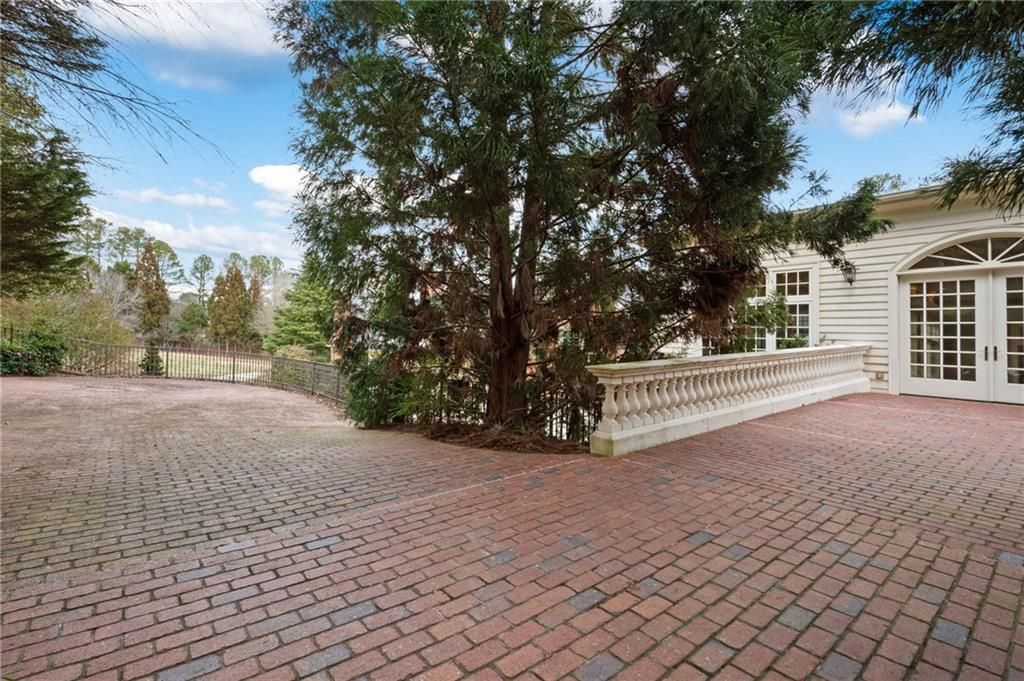 listing image 107