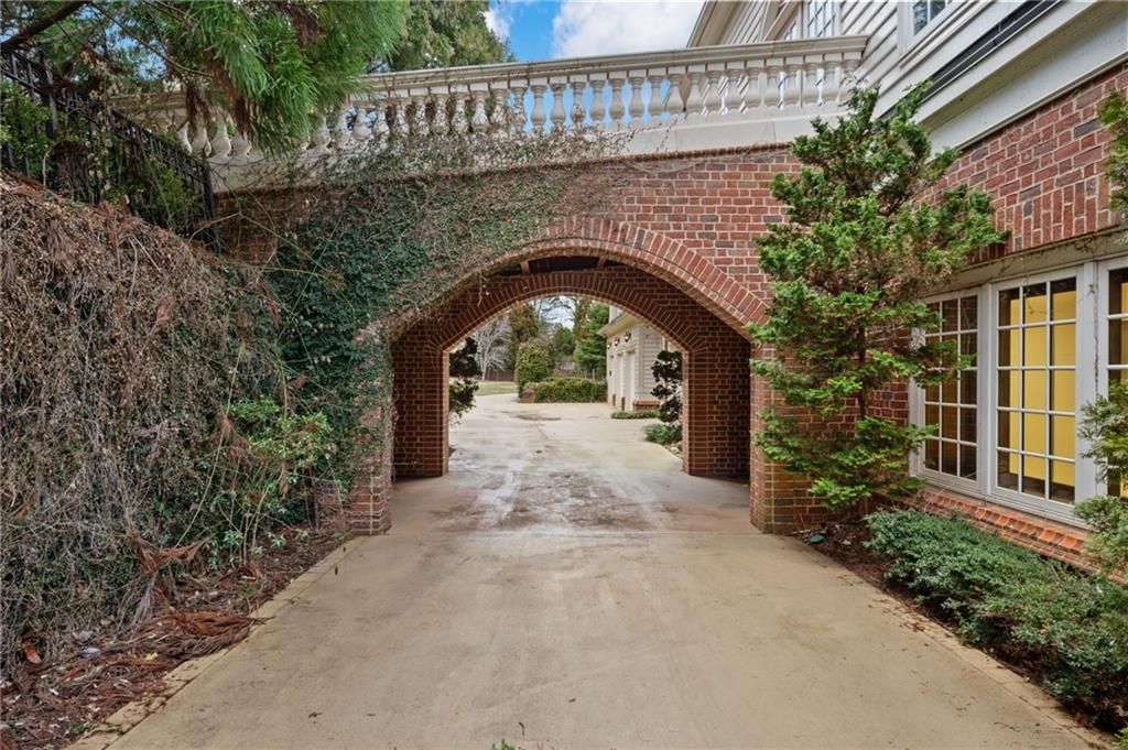 listing image 113