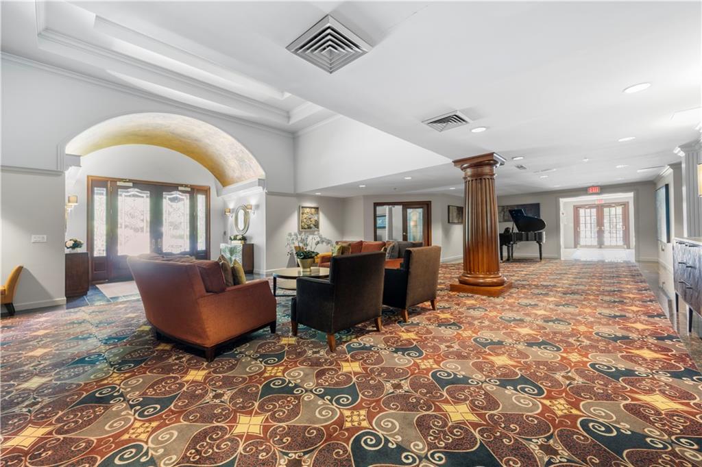 1735 PEACHTREE Street NE 316