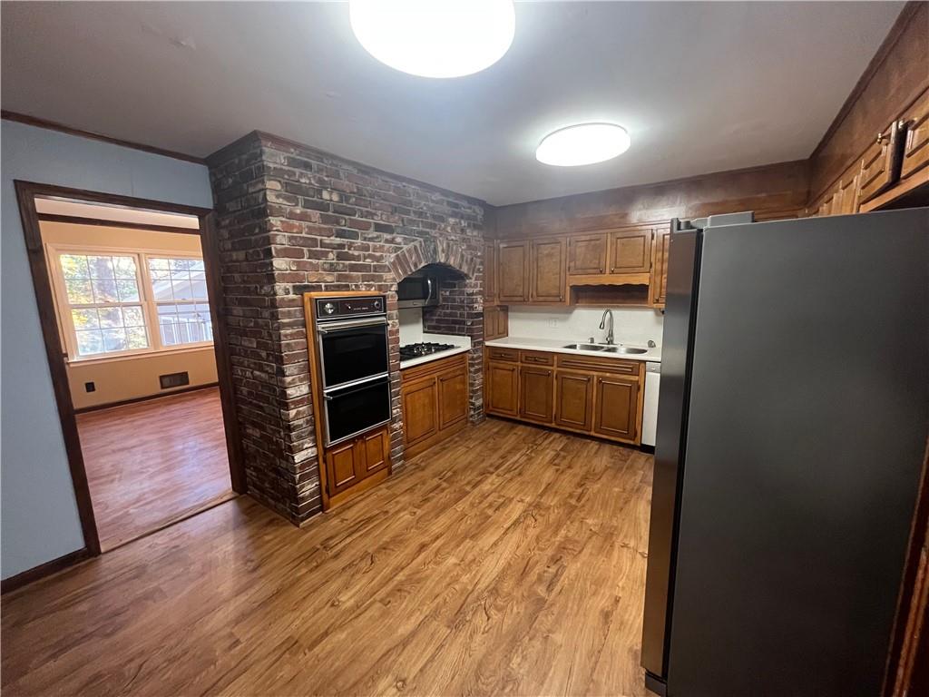 4405 Bonaparte Drive