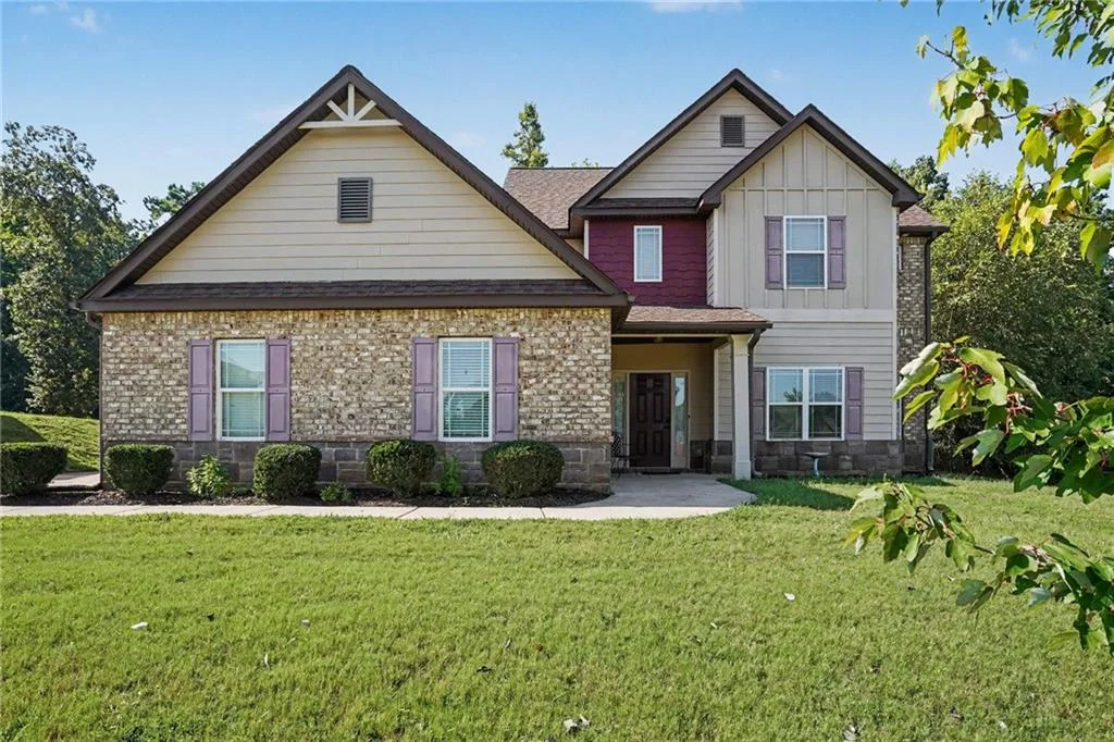 213 Tapestry Drive