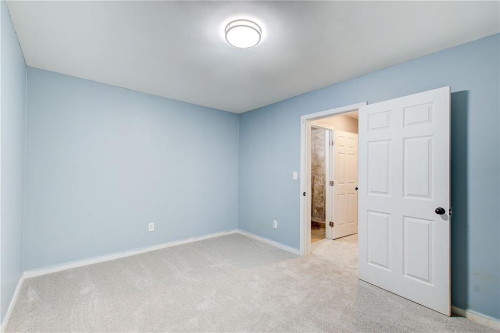 7933 Heathmore Drive, Fairburn, Georgia image 40