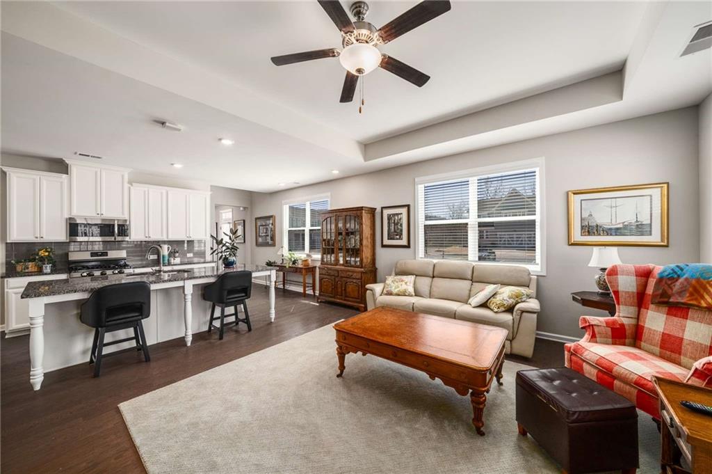 2910 Bishopstone Way, Cumming, Georgia image 12