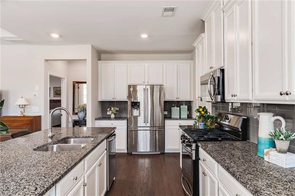 2910 Bishopstone Way, Cumming, Georgia image 15