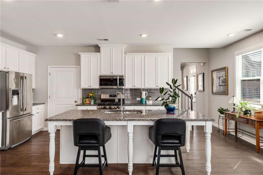 2910 Bishopstone Way, Cumming, Georgia image 14