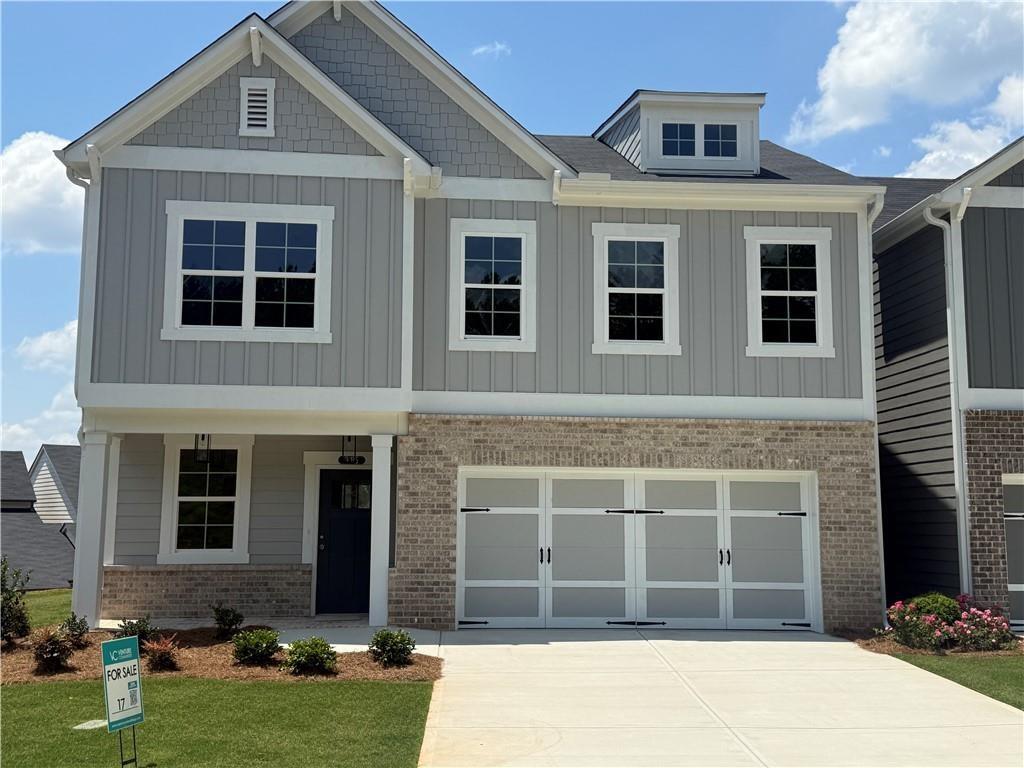 308 Lakeside Court