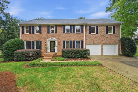 Homes For Sale - 1828 Chondra Drive<br/> Cobb County, Marietta, GA 30062