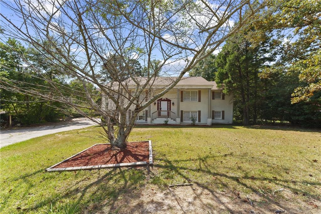 2988 Crestline Drive