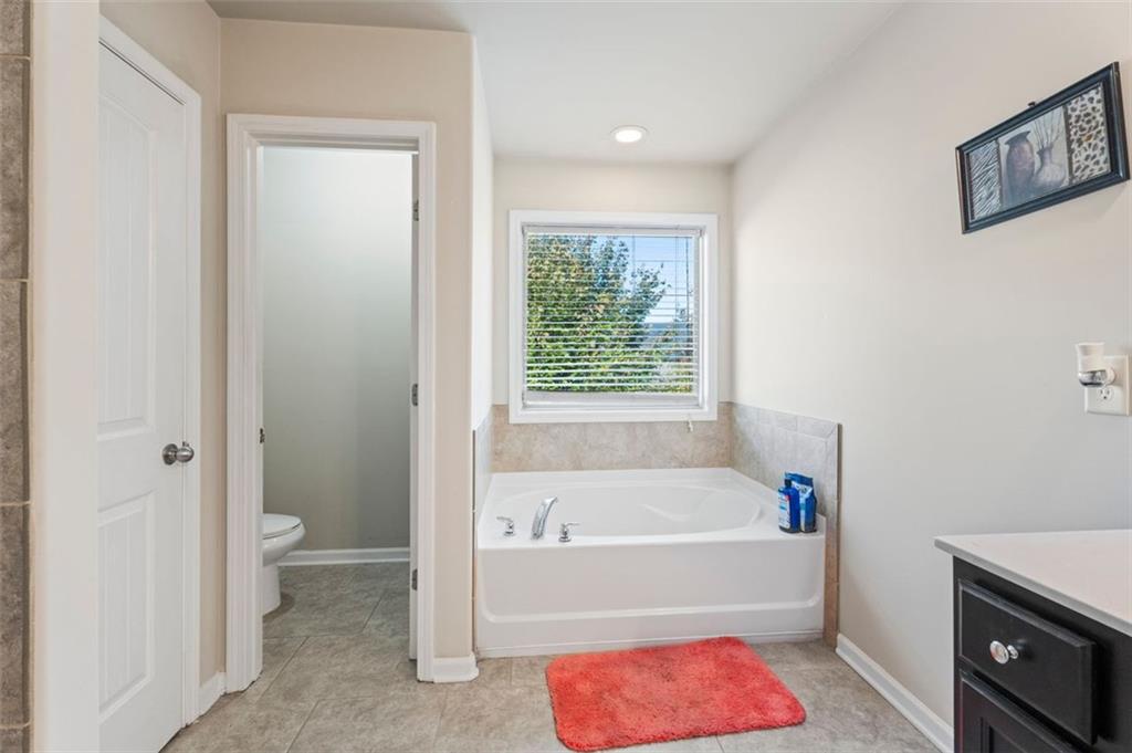 4050 Ironwood Drive, Atlanta, Georgia image 23