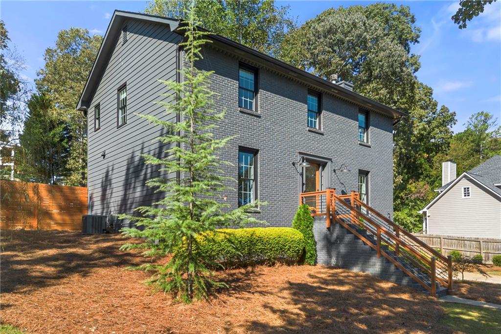 Churchill Manor - Residential