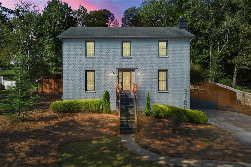 Churchill Manor - Residential
