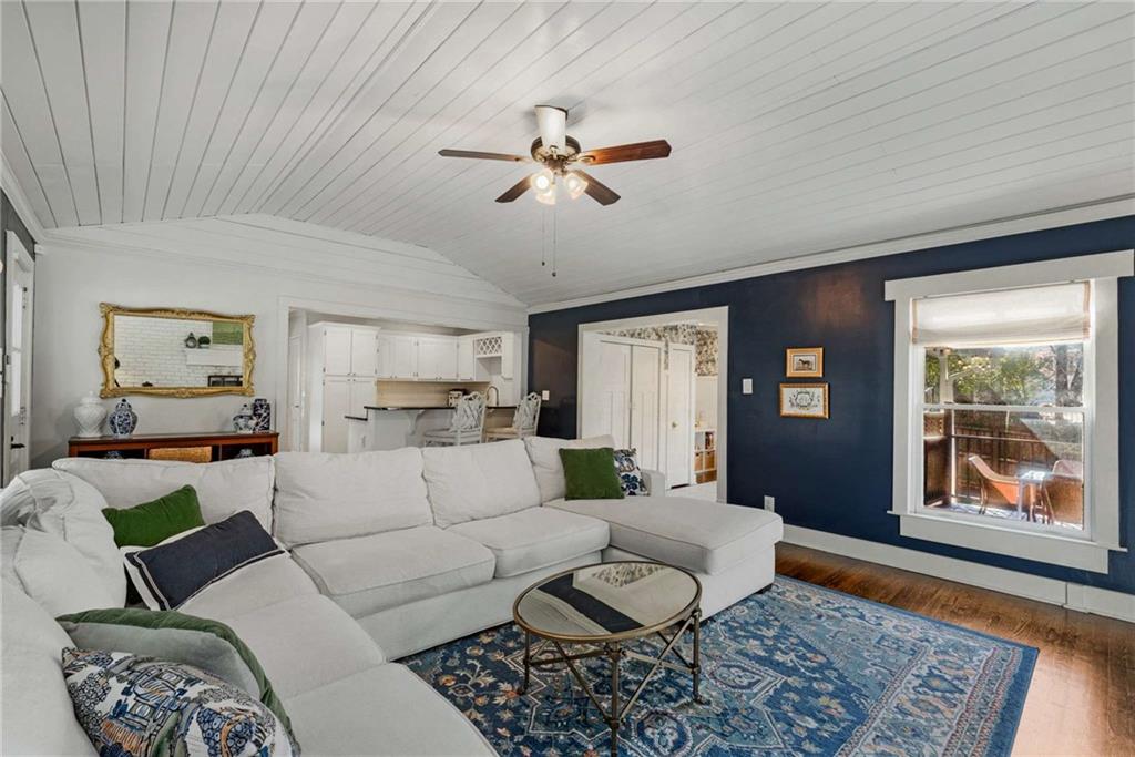 2858 Skyland Drive, Brookhaven, Georgia image 11