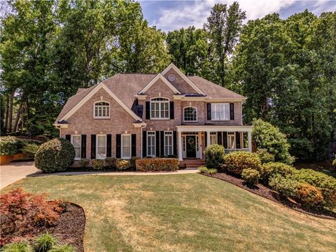 Homes For Sale - 929 Ravenwood Way<br/> Canton, GA 30115