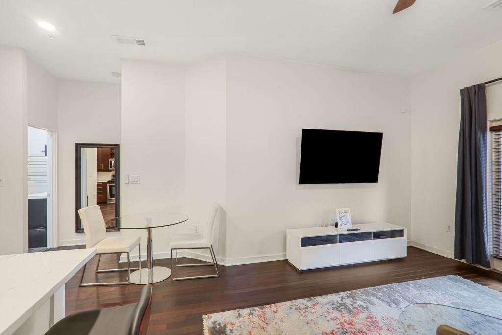 870 Inman Village Parkway NE 222
